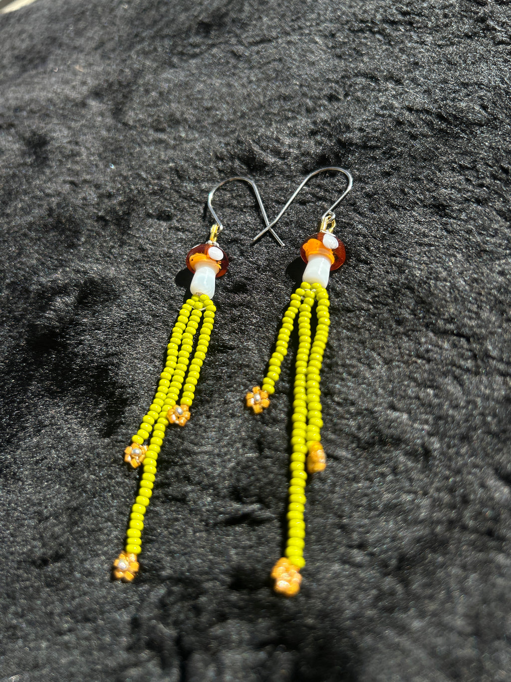 Hanging Daisies