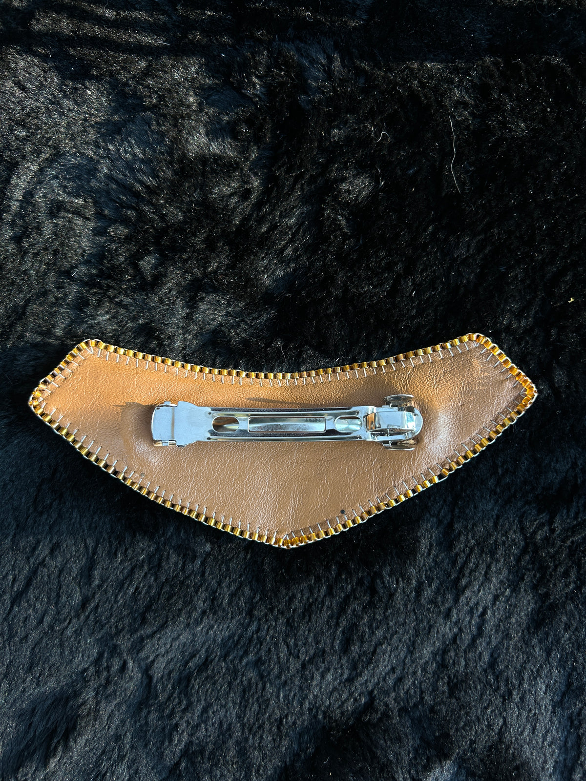 The Harvester’s Hair Clip
